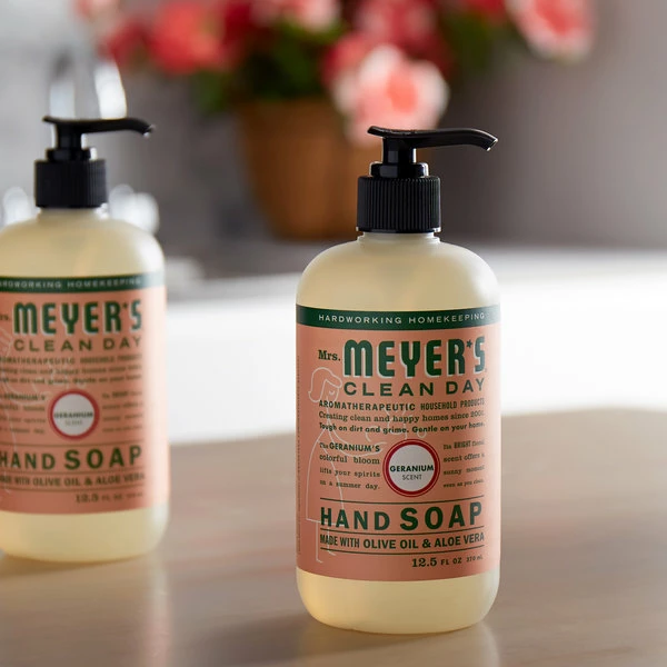 Mrs. Meyer's® Mrs. Meyer's Clean Day 651332 12.5 Oz. Geranium Scented Hand Soap With Pump - 6/Case 1 Mrs. Meyer's® Mrs. Meyer's Clean Day 651332 12.5 Oz. Geranium Scented Hand Soap With Pump - 6/Case
