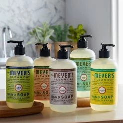 Mrs. Meyer's® Mrs. Meyer's Clean Day 651344 12.5 Oz. Basil Scented Hand Soap With Pump - 6/Case -GOJO Sale Online 1834843