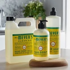 Mrs. Meyer's® Mrs. Meyer's Clean Day 666708 33 Oz. Honeysuckle Scented Hand Soap Refill - 6/Case -GOJO Sale Online 1834847