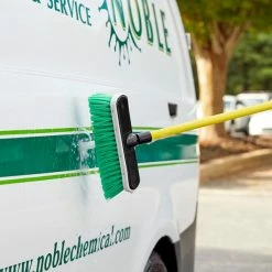 Carlisle 3646875 Flo Thru 10" Green Flagged Vehicle And Wall Cleaning Brush