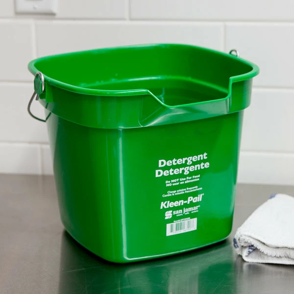 San Jamar KP320GN 10 Qt. Green Cleaning Kleen-Pail 1 San Jamar KP320GN 10 Qt. Green Cleaning Kleen-Pail