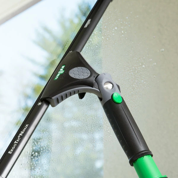 Unger® Unger EN000 ErgoTec Ninja Squeegee Handle 1 Unger® Unger EN000 ErgoTec Ninja Squeegee Handle